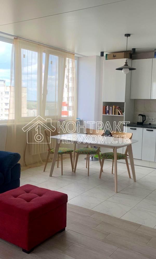 1-bedroom apartment in new building near metro Peremohy