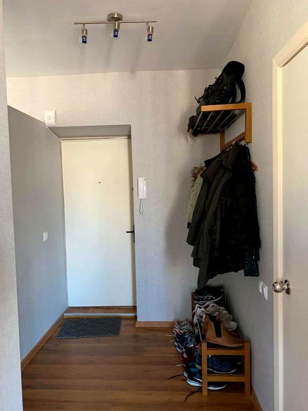 Cozy 1-bedroom studio apartment near Kontraktova Square
