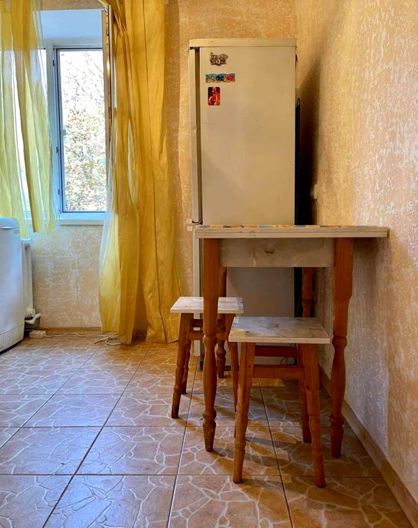 1-Bedroom Apartment on Komitetskaya Street, 4th Floor, Fully Furnished