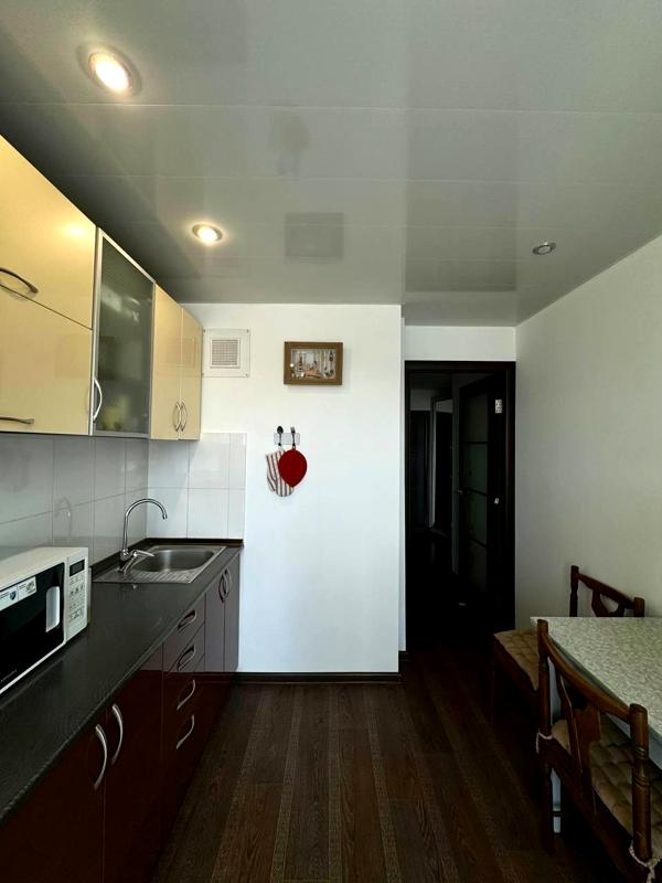 1-Bedroom Apartment in Central District with Modern Design