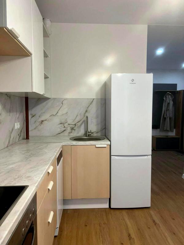 1-Bedroom Apartment with Modern Design and Amenities