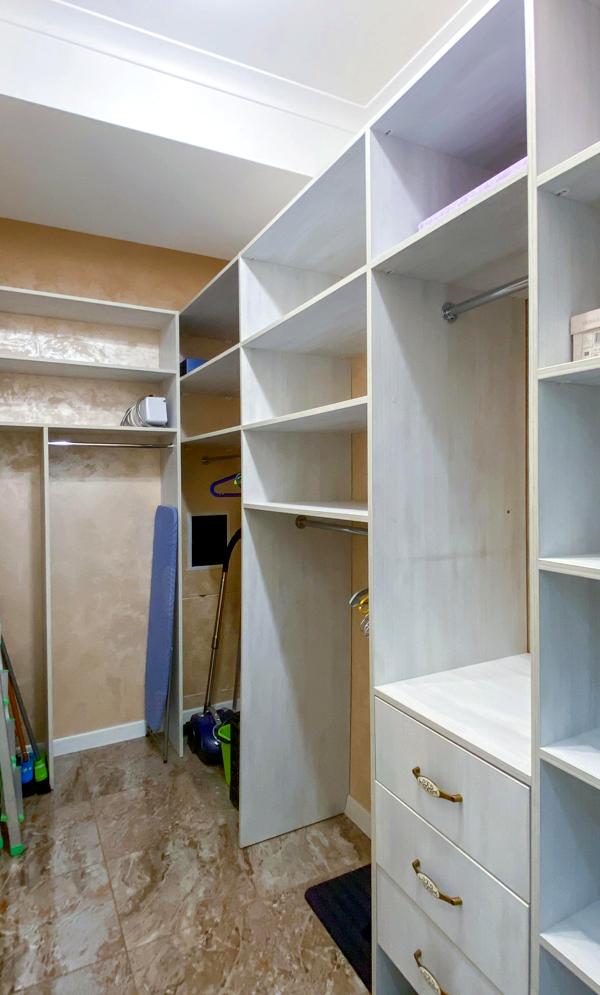 1-bedroom apartment in Central Park complex, premium location