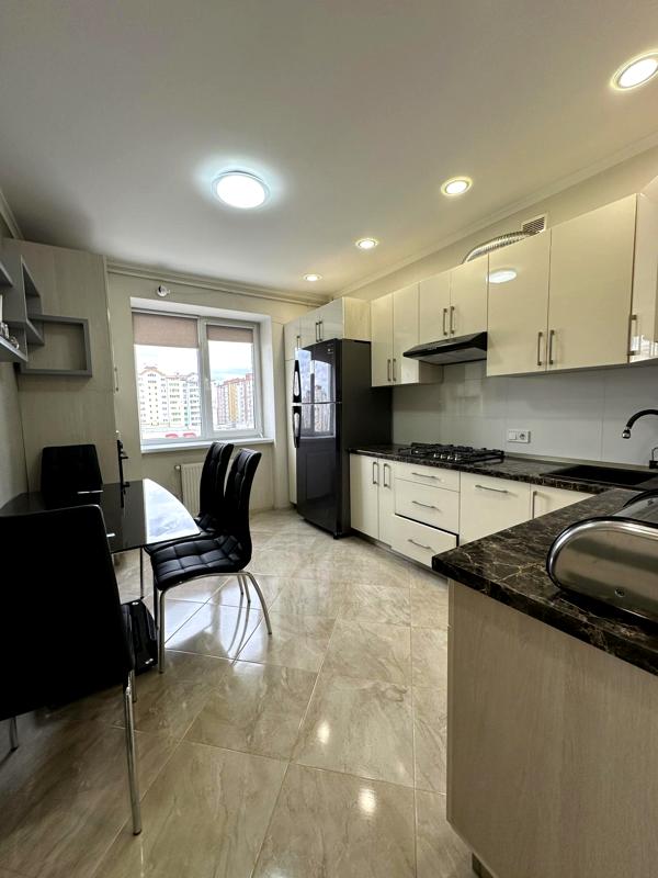 Fully Equipped 2-Room Apartment on Stusa Street