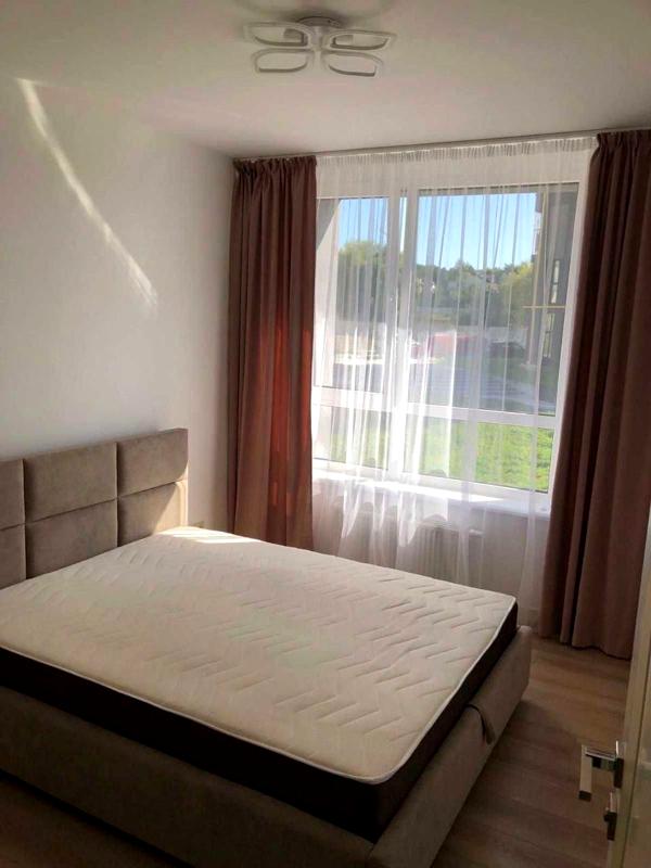 Modern 1-room apartment with studio kitchen in Pasichnyi Complex