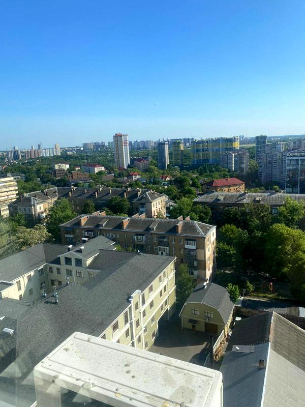 1-Bedroom Apartment in Solomyansky District with Amenities