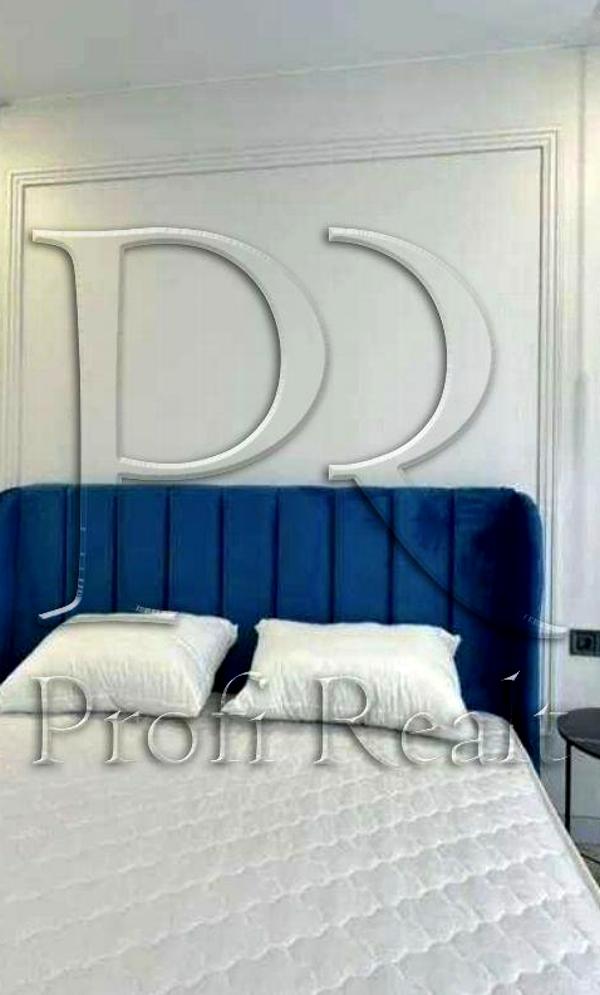 New stylish apartment with Dnipro view, fully furnished