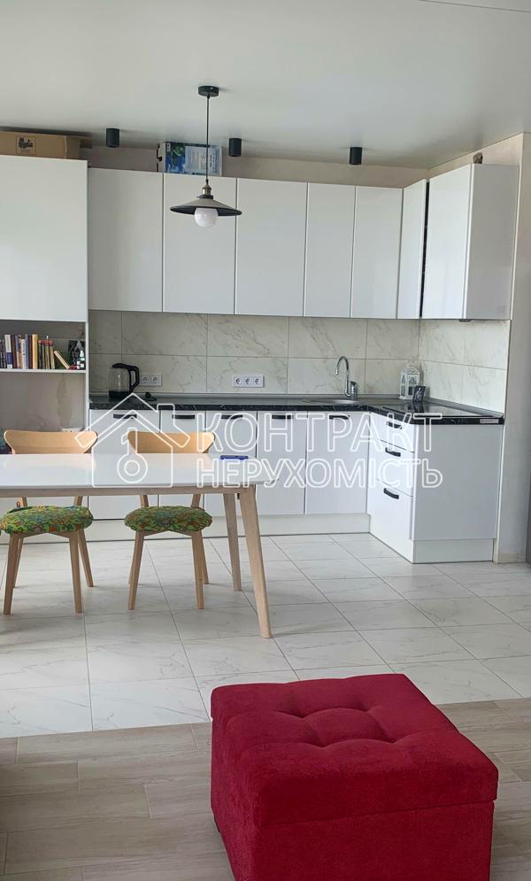 1-bedroom apartment in new building near metro Peremohy