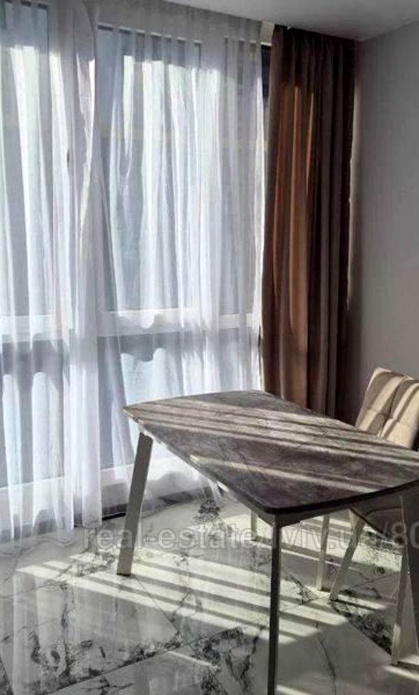 Designer Renovated Apartment with Studio Kitchen and Separate Bedroom