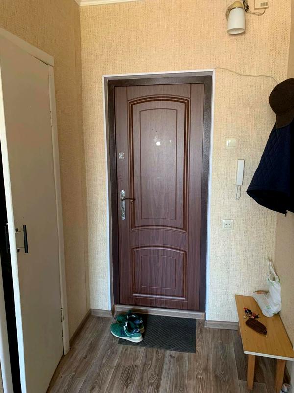 Fully equipped apartment with Wi-Fi and appliances