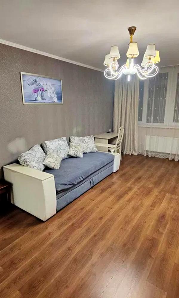 Spacious 54m² Apartment near Vasylkivska Metro
