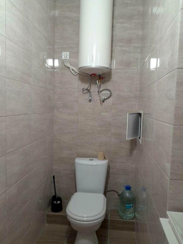1-Bedroom Apartment on Reagan Street, Troeschina District