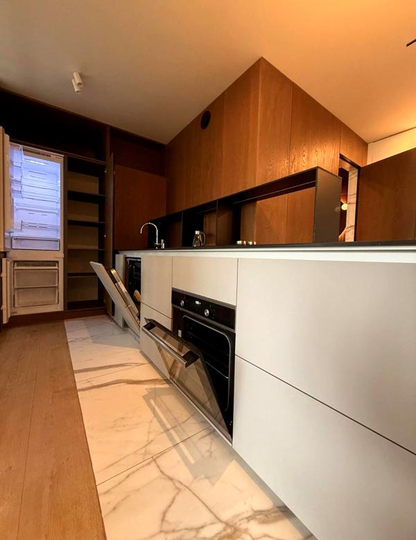 Business-class apartment in Podil Plaza & Residence with designer renovation