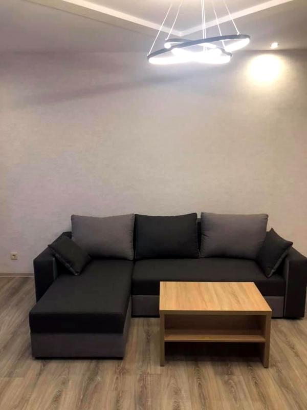 Comfortable 2-Room Apartment in City Center with Modern Amenities