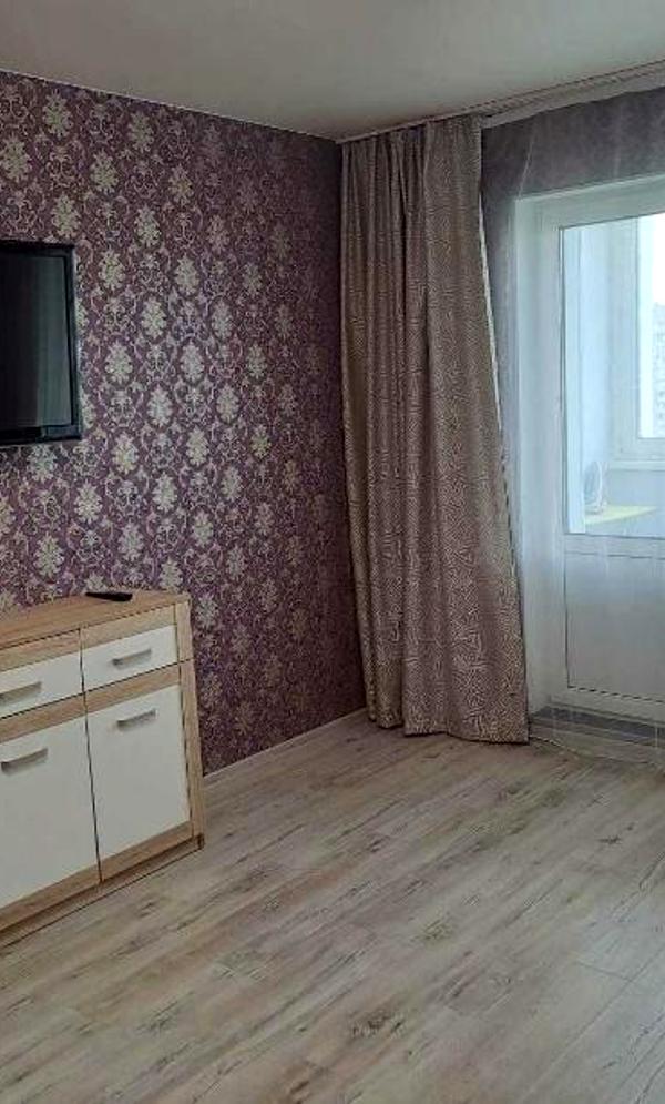 Cozy 1-bedroom apartment near Poznyaki metro, fully equipped