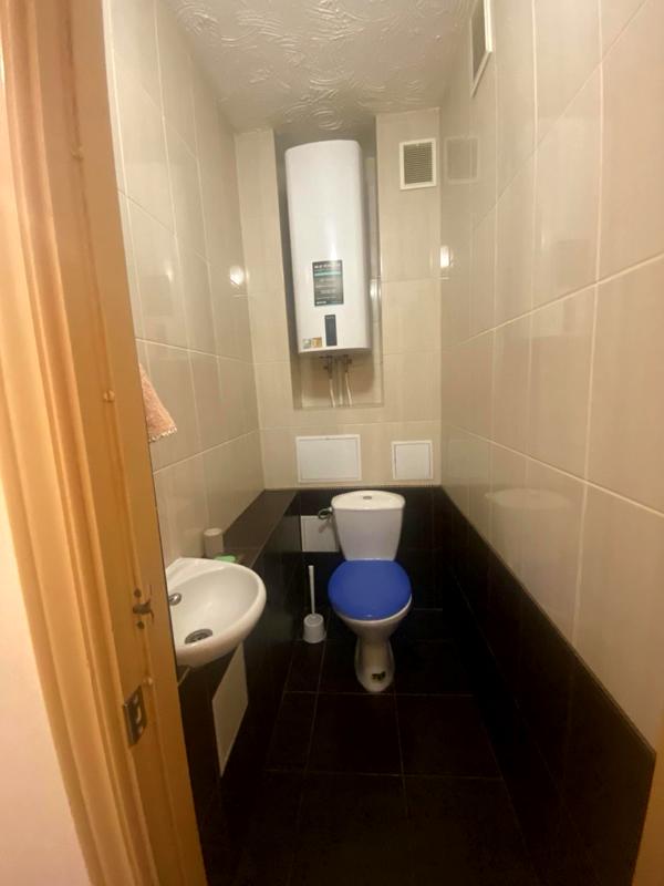 Fully Furnished Apartment near Poznyaki Metro with Modern Design