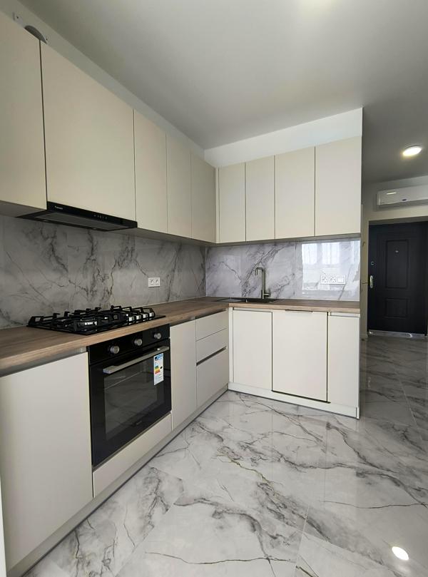 Modern Apartment in Sofia Residence with Separate Bedroom and Spacious Kitchen