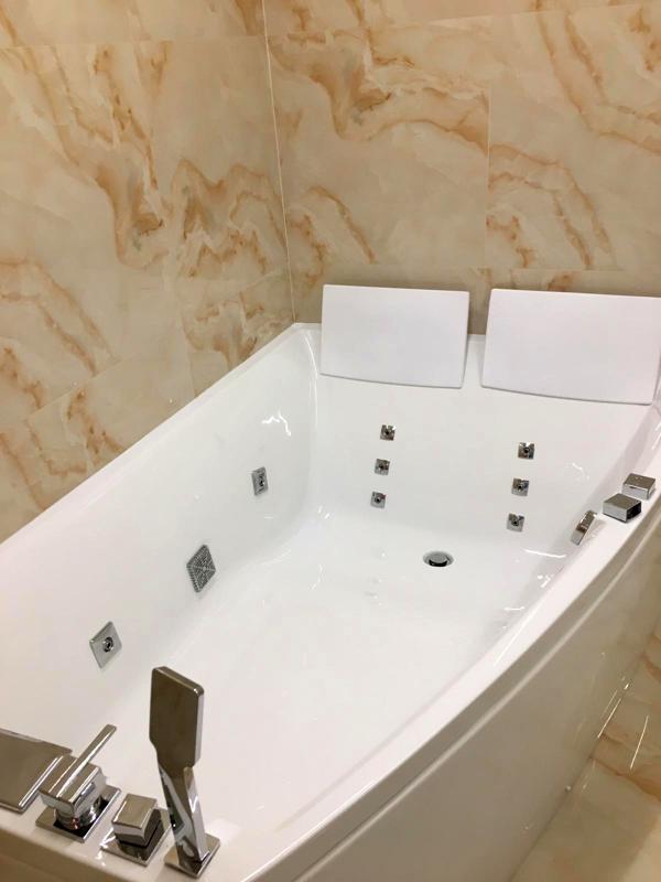 Modern Business-Class Apartments with Luxury Features