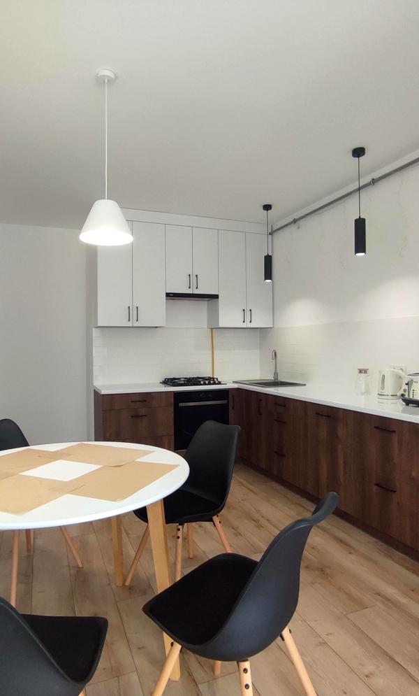 Spacious 2-Room Apartment in Semitsvit Complex | Shevchenko Street, 60