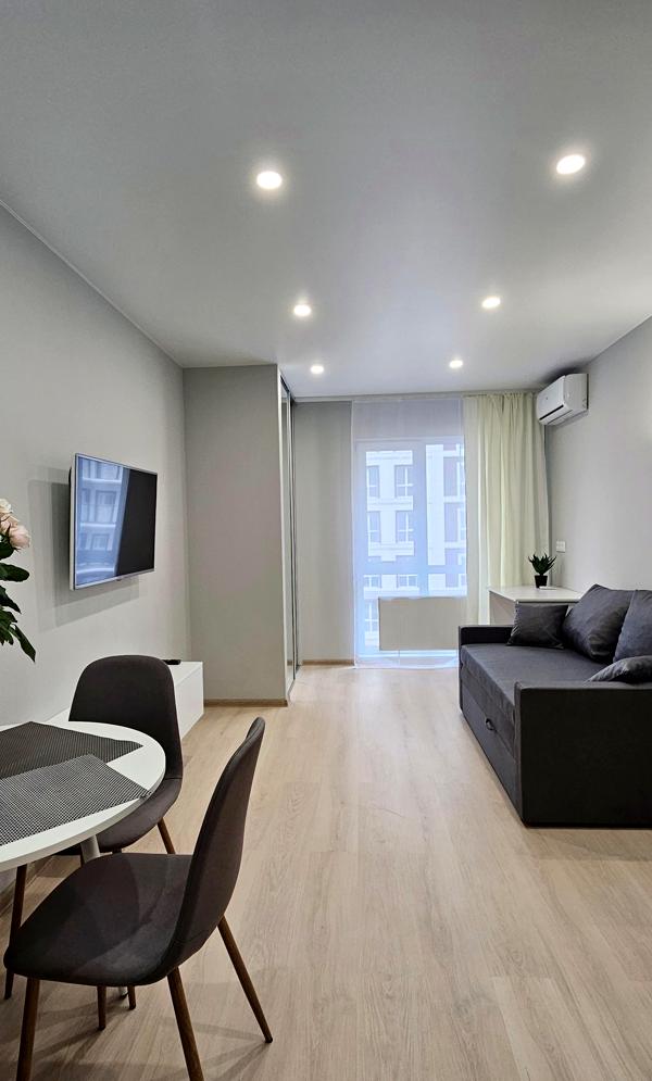 2-Room Studio Apartment in Nova Angliya Residential Complex