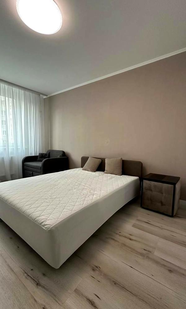 1-Room Apartment in New Building on Hlynianskyi Tract