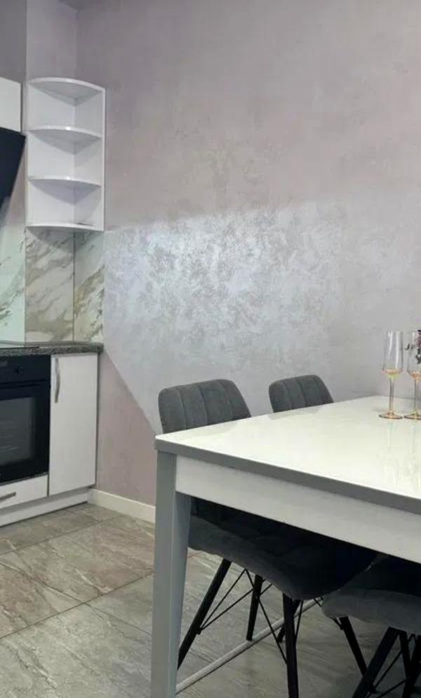 Spacious 1-Bedroom Apartment in Nova Angliya Complex, Chester House