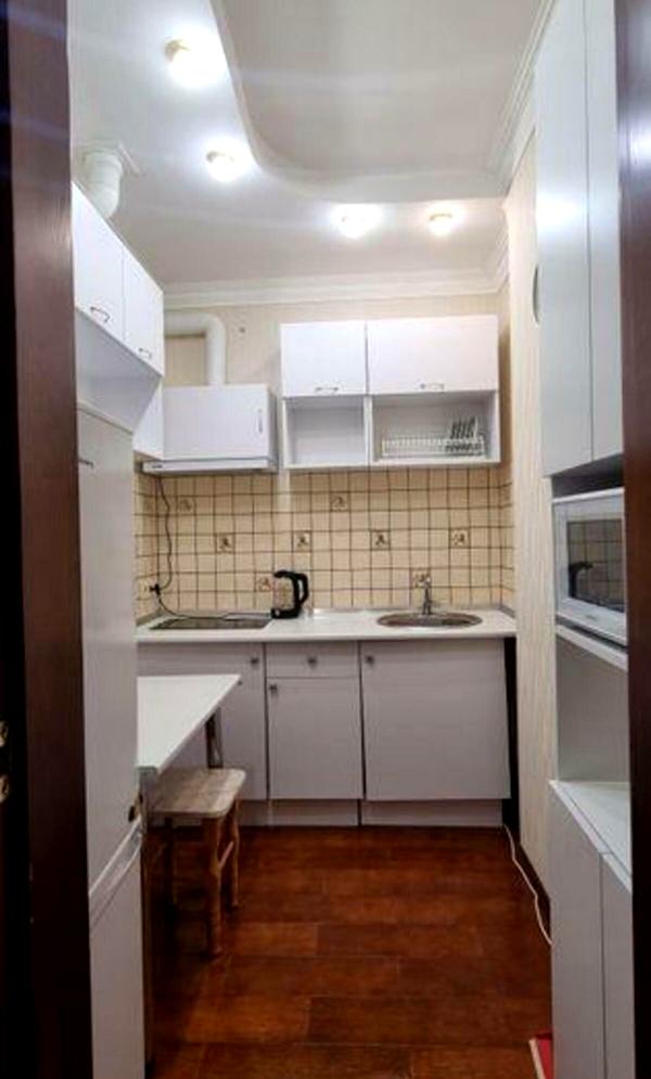 2-Room Apartment on Elizavety Chavdar Street with Modern Amenities
