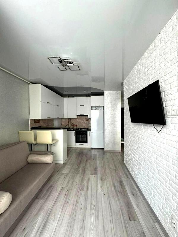 Cozy 1-Bedroom Apartment in Geneva Complex with Modern Amenities