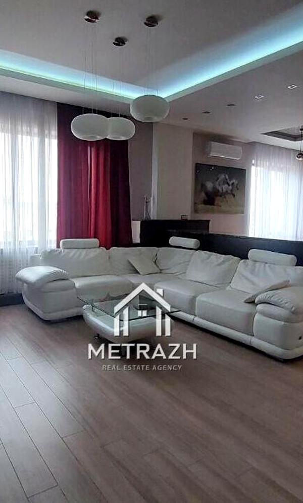 Spacious 3-bedroom Premium Apartment with Designer Renovation near Kharkiv Metro