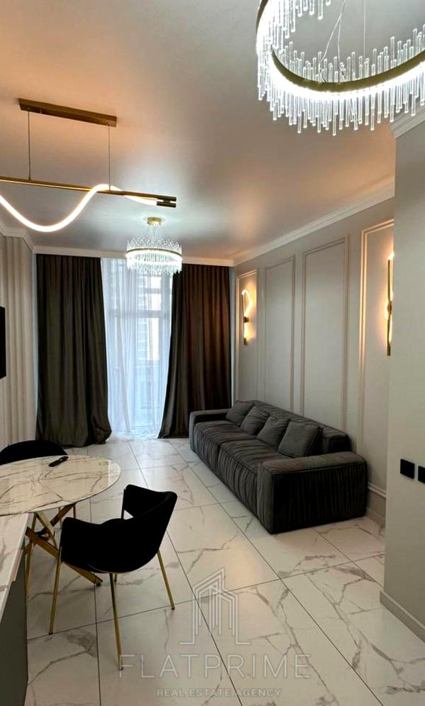 Spacious 1-bedroom apartment in Manhattan City, Kyiv