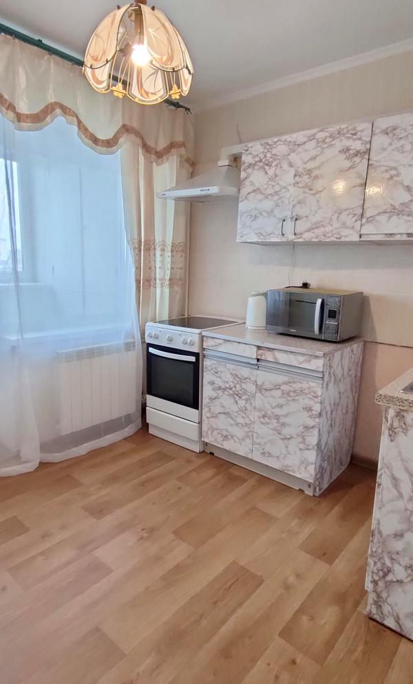 1-room apartment near Nyvky metro, pet-friendly
