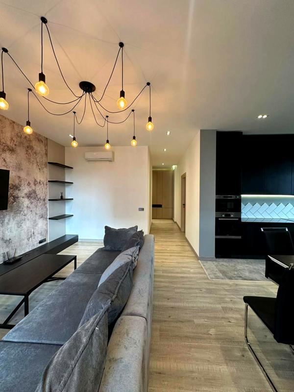 Designer Apartment at Chornovola Avenue, Skhid Sontsia Complex