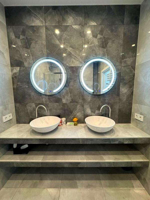 Stylish 2-bedroom apartment in Strumok residential complex