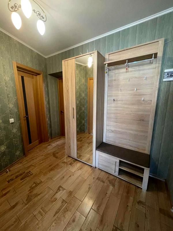 2-Room Apartment on Washington Street with Modern Amenities