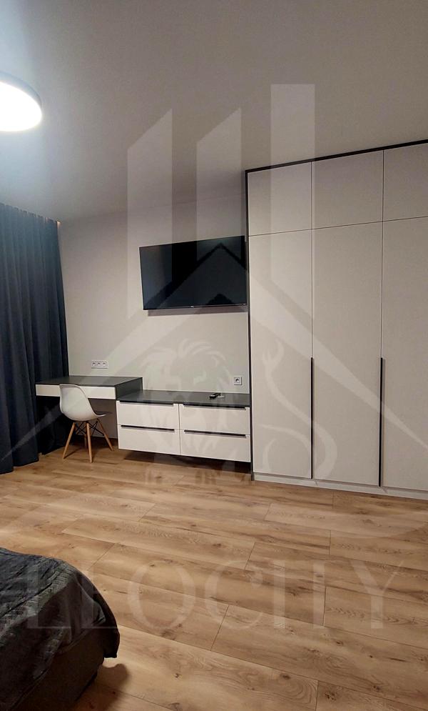 Designer Apartment in Resident Hall Complex with Premium Furnishings
