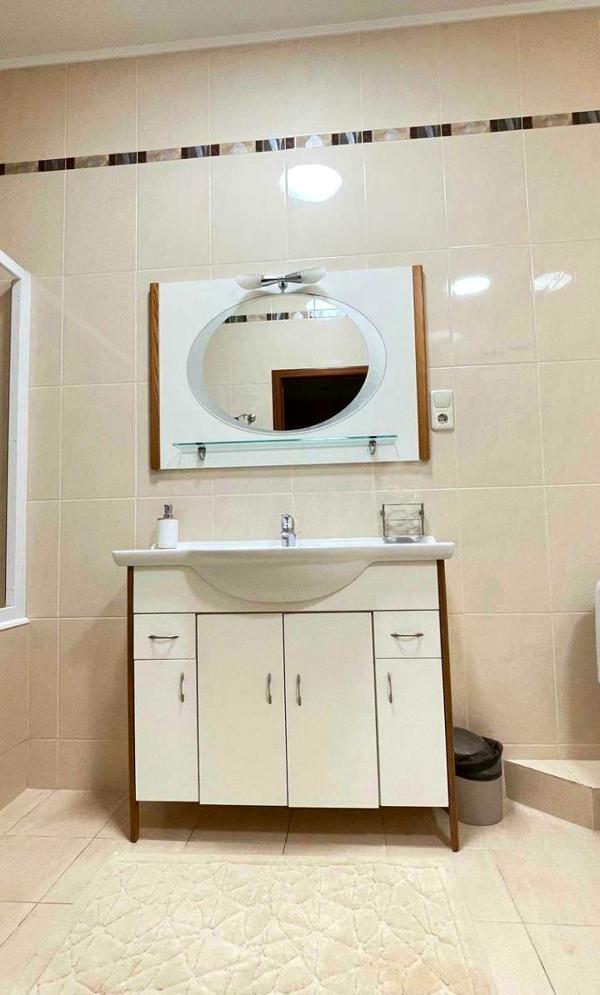 3-Room Apartment with Separate Rooms, Fully Furnished and Equipped