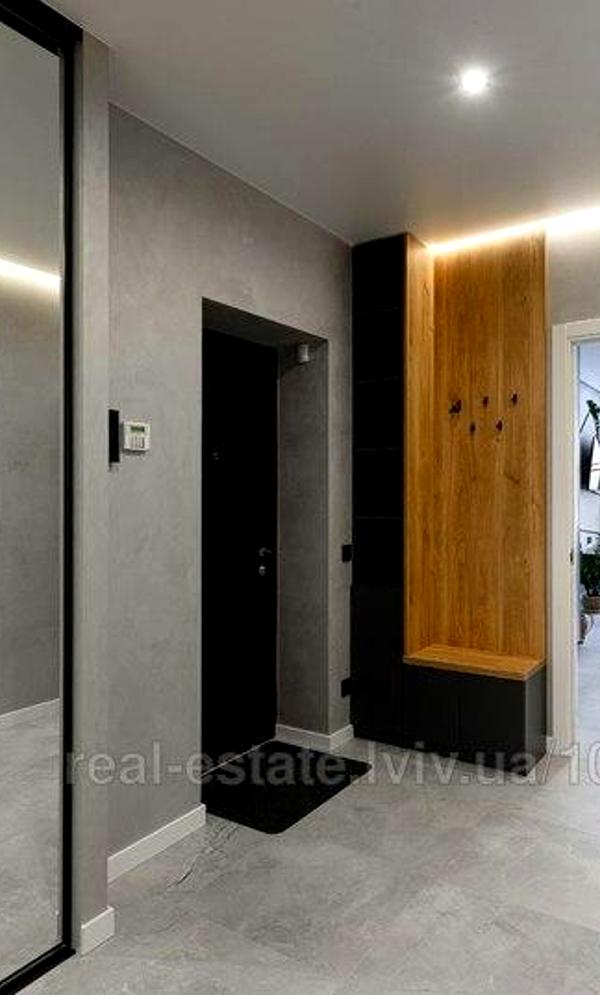 Modern Furnished Apartment with Parking and Convenient Location