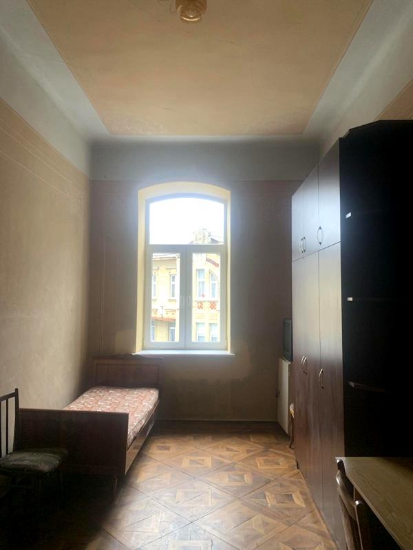 3-Room Apartment in City Center near University