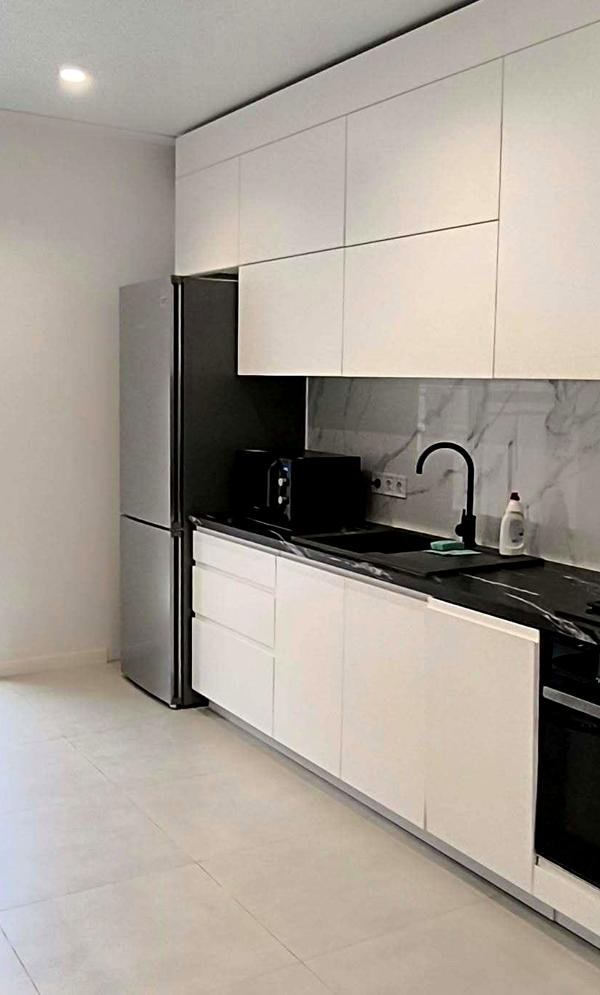 Spacious Two-Room Apartment in Barcelona Residential Complex