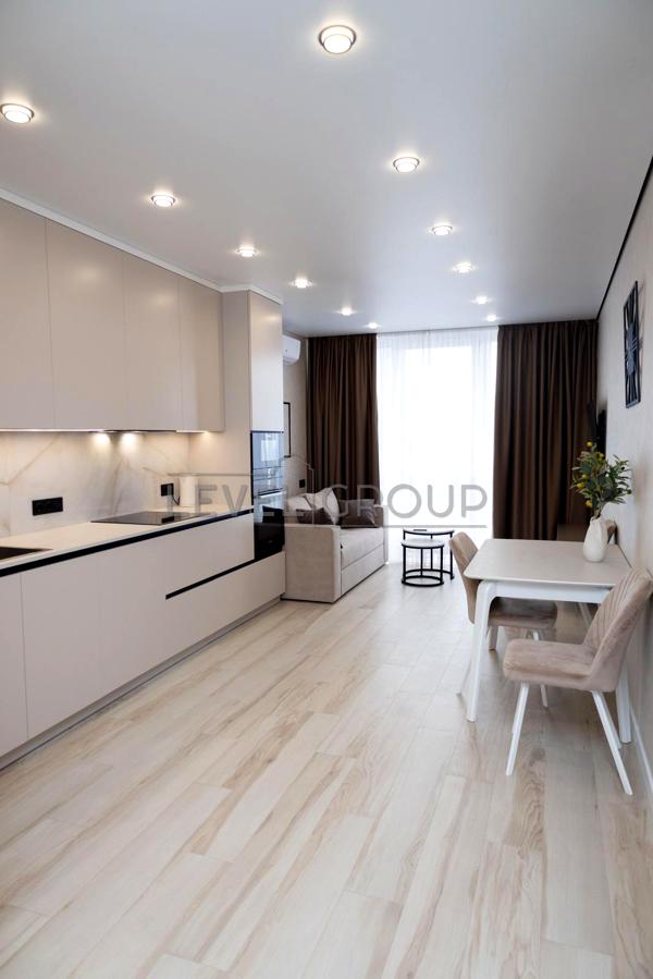 1-Bedroom Apartment in Dibrova Park, Podilskyi District