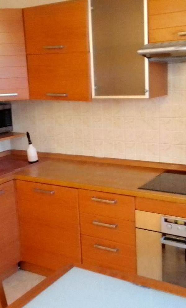 Spacious 2-room apartment with city view in Batieva Hora