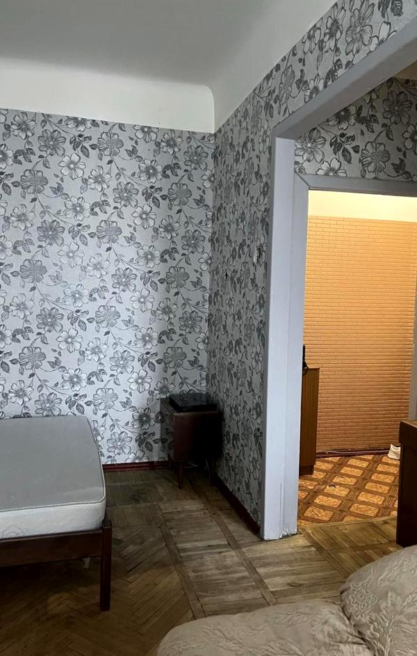 Cozy Apartment near Sevastopolska Square with Essential Amenities