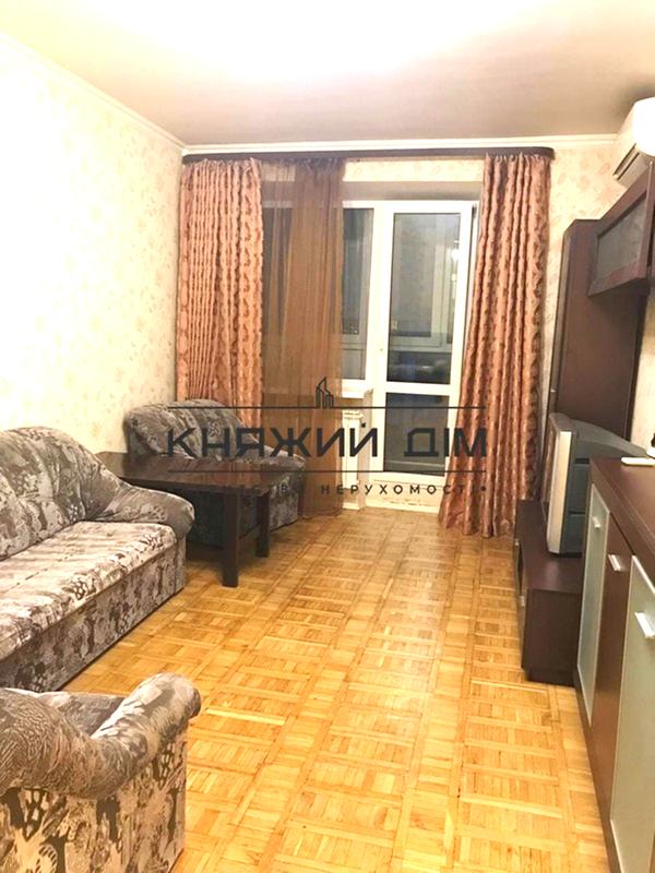 2-Room Separate Apartment in City Center near Olympic Metro