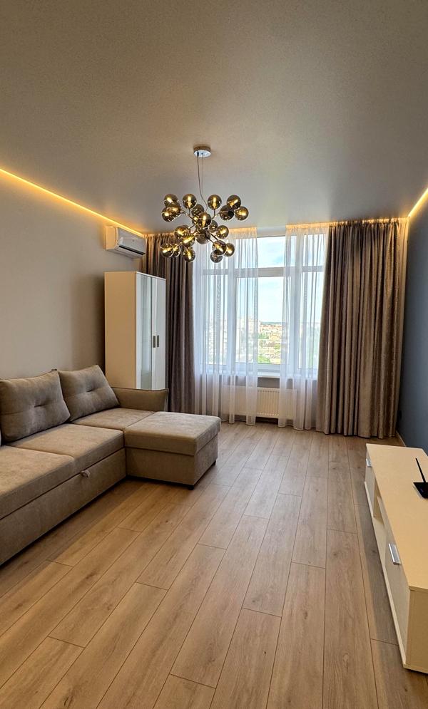 Spacious 2-Room Apartment in Galaktyka Complex with Modern Design