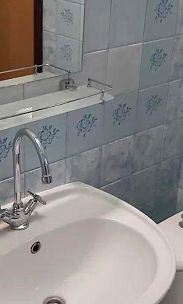 1-Room Apartment on Oleksy Tykhoho Street, Well-Equipped with Modern Amenities