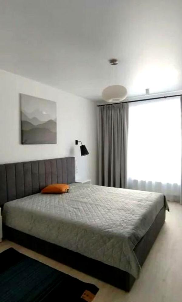 Designer Apartment in Shevchenkivskyi Complex with Modern Amenities