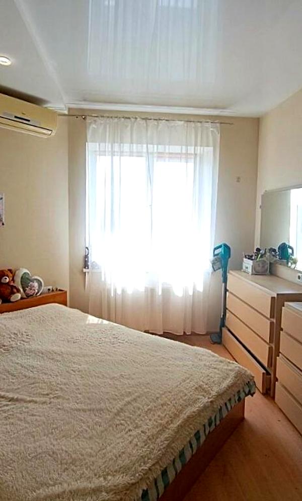 Spacious 2-bedroom apartment in central Odessa with panoramic view