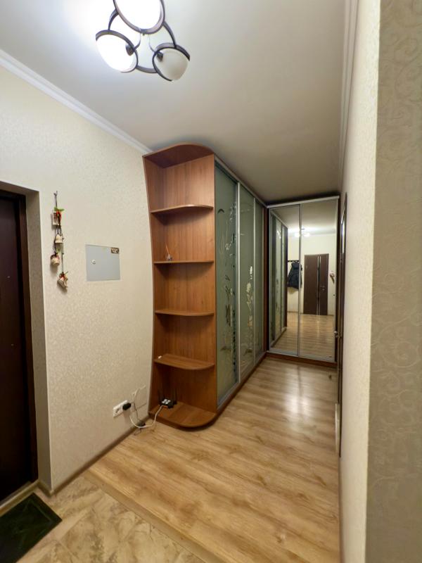 Spacious apartment with kitchen, dishwasher, and balcony