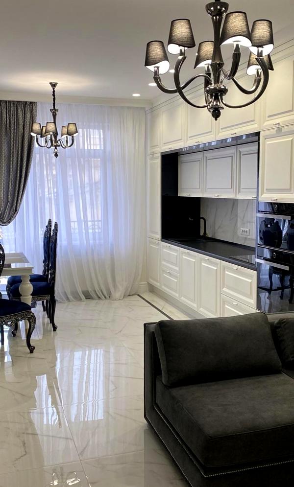 Fully Furnished Designer Apartment in Zamok Tsvetov Complex