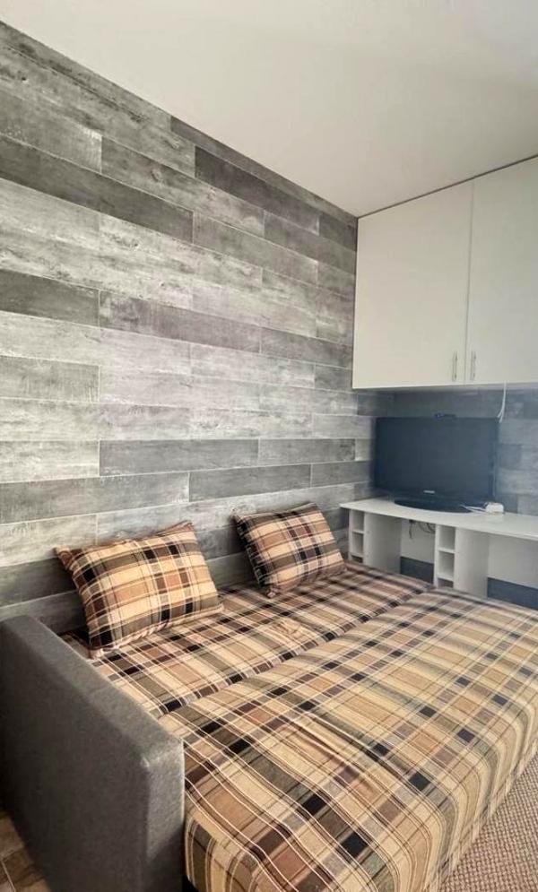 Cozy 1-Room Studio Apartment in Kadetskyi Hai Complex