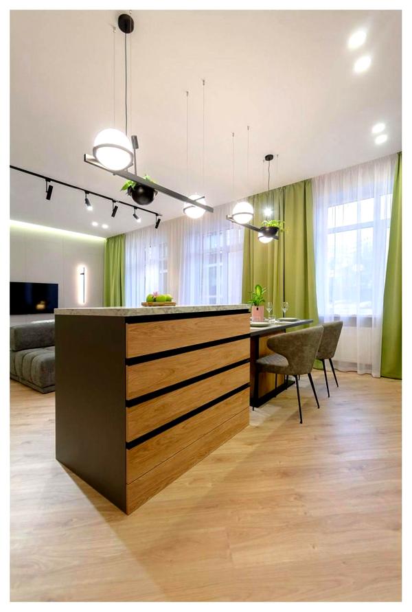 Spacious Apartment in Kyiv Historic Center